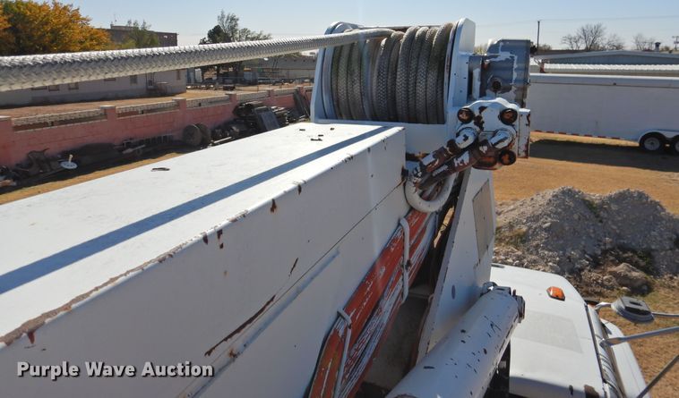 image for item FO9258 1996 GMC TopKick C6500  pressure digger truck