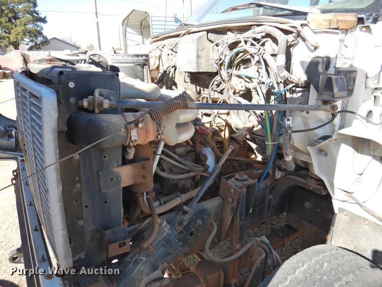 image for item FO9258 1996 GMC TopKick C6500  pressure digger truck