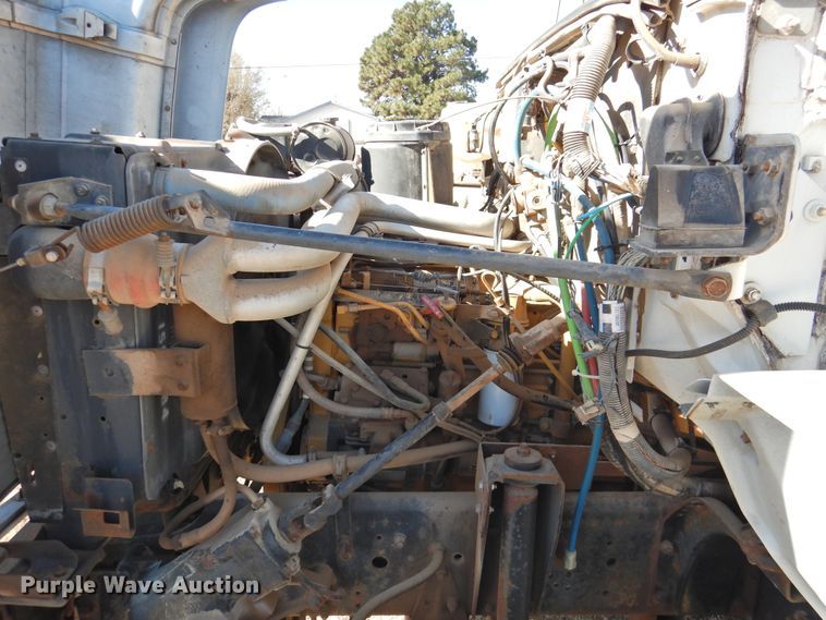 image for item FO9258 1996 GMC TopKick C6500  pressure digger truck