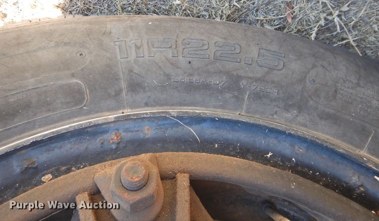 image for item FO9258 1996 GMC TopKick C6500  pressure digger truck