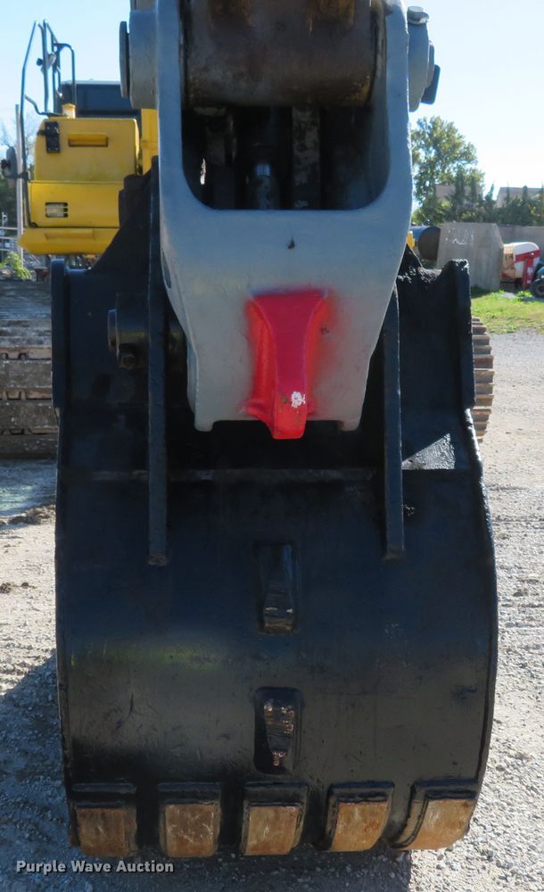 image for item FP9428 2012 Komatsu PC490LC-10  excavator
