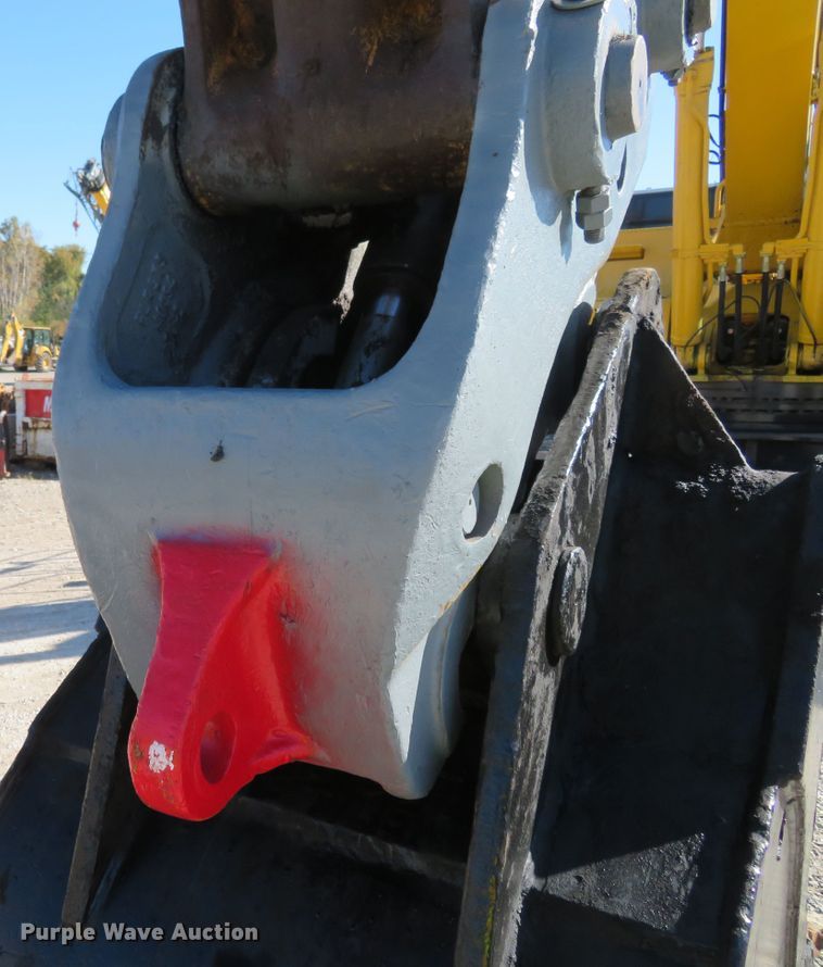 image for item FP9428 2012 Komatsu PC490LC-10  excavator