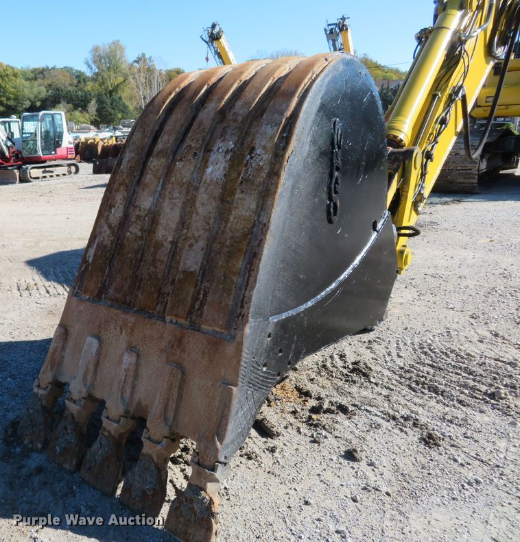 image for item FP9428 2012 Komatsu PC490LC-10  excavator