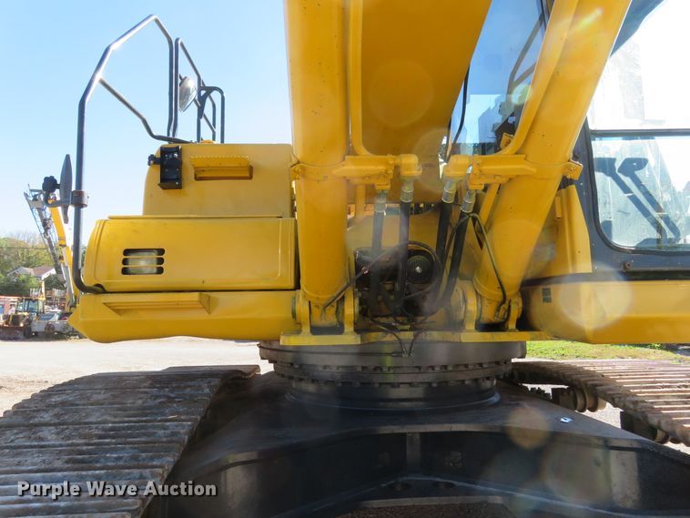 image for item FP9428 2012 Komatsu PC490LC-10  excavator