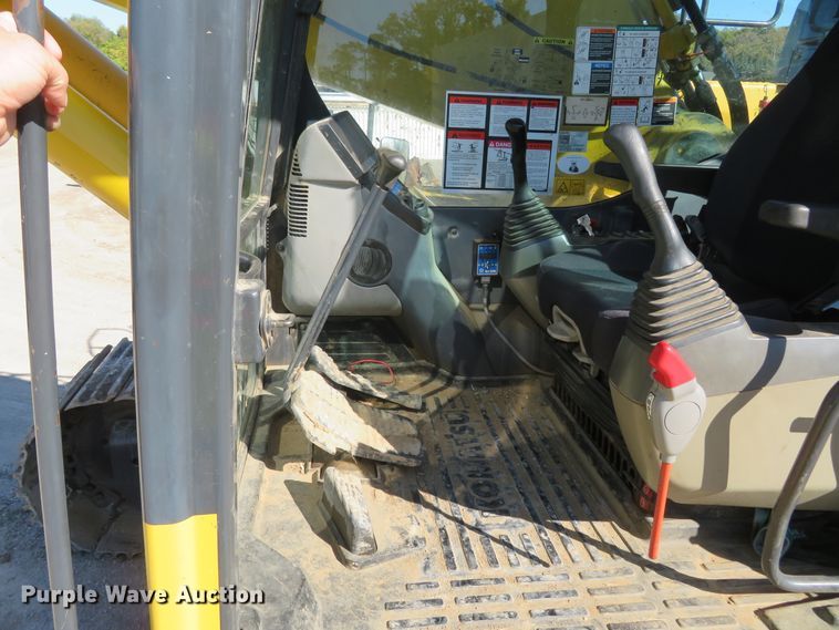 image for item FP9428 2012 Komatsu PC490LC-10  excavator