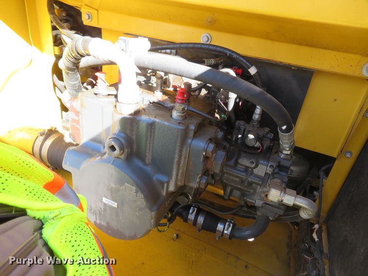 image for item FP9428 2012 Komatsu PC490LC-10  excavator