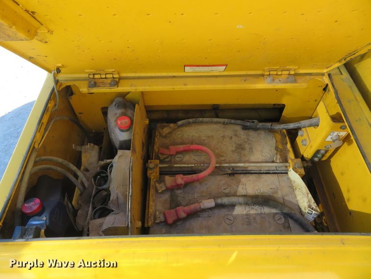 image for item FP9428 2012 Komatsu PC490LC-10  excavator