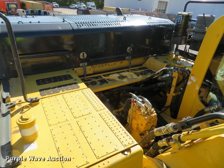 image for item FP9428 2012 Komatsu PC490LC-10  excavator