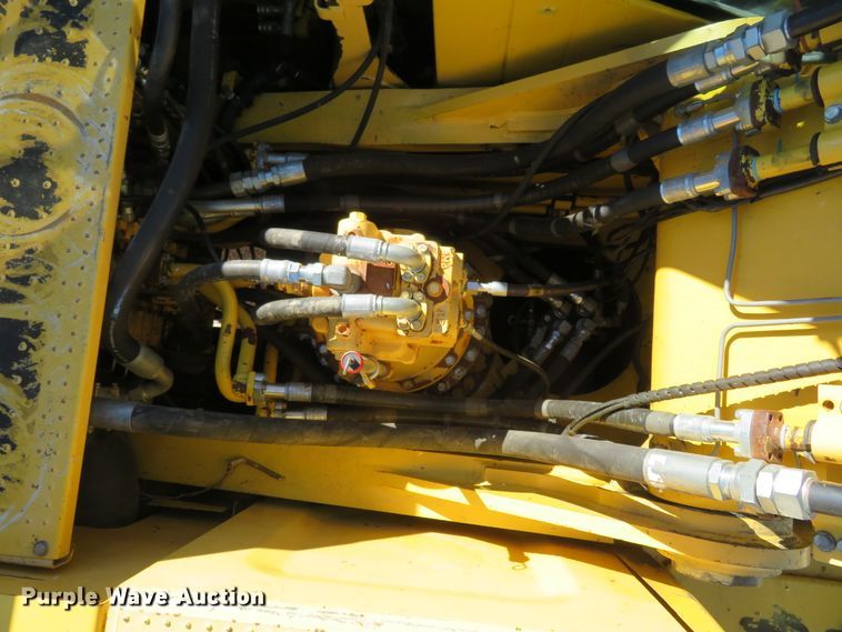 image for item FP9428 2012 Komatsu PC490LC-10  excavator