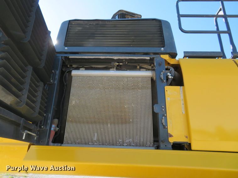 image for item FP9428 2012 Komatsu PC490LC-10  excavator