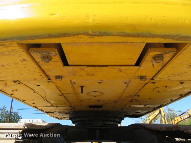 image for item FP9428 2012 Komatsu PC490LC-10  excavator