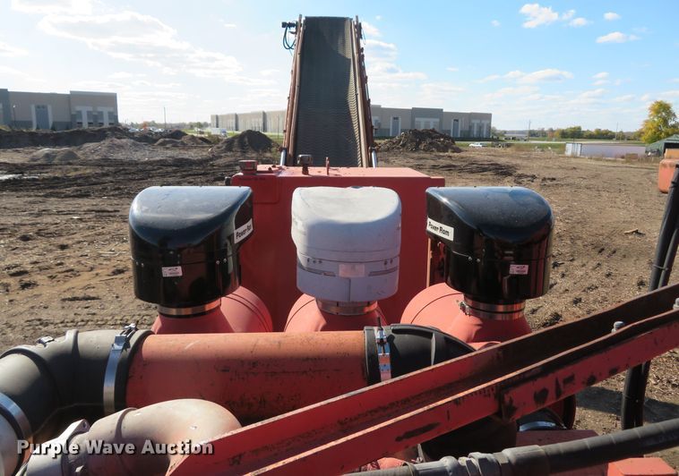 image for item FP9434 2004 Morbark Wood Hog 6600  horizontal grinder