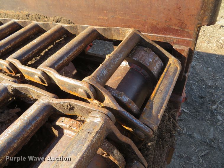 image for item FP9434 2004 Morbark Wood Hog 6600  horizontal grinder