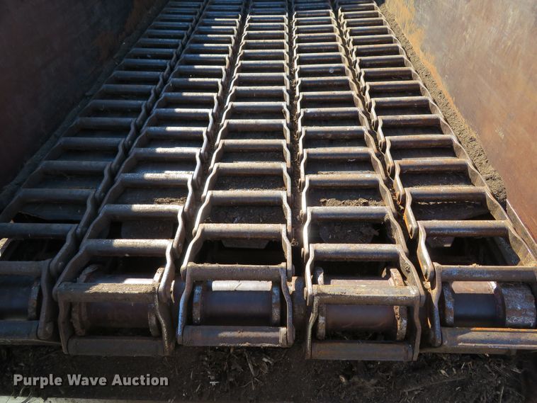 image for item FP9434 2004 Morbark Wood Hog 6600  horizontal grinder