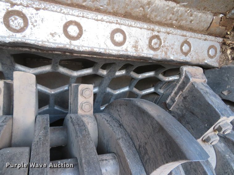 image for item FP9434 2004 Morbark Wood Hog 6600  horizontal grinder