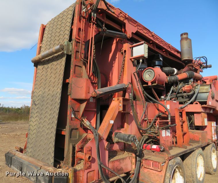 image for item FP9434 2004 Morbark Wood Hog 6600  horizontal grinder