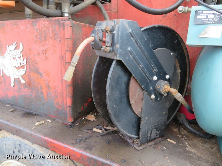 image for item FP9434 2004 Morbark Wood Hog 6600  horizontal grinder