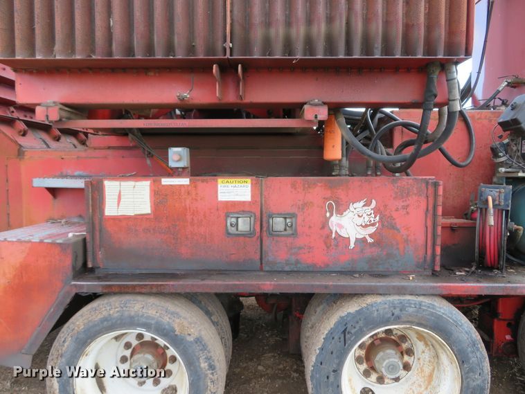 image for item FP9434 2004 Morbark Wood Hog 6600  horizontal grinder