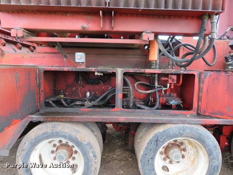 image for item FP9434 2004 Morbark Wood Hog 6600  horizontal grinder