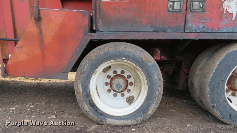 image for item FP9434 2004 Morbark Wood Hog 6600  horizontal grinder