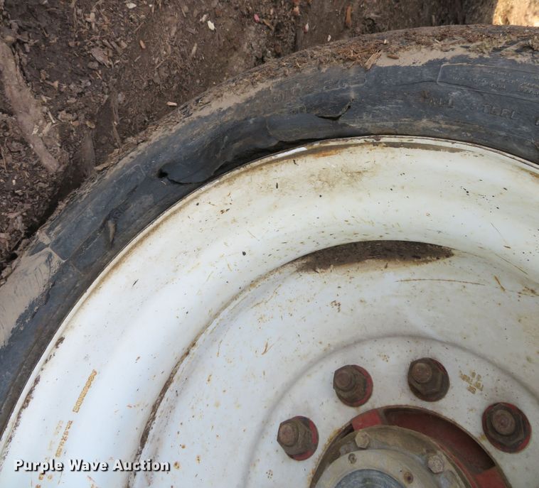 image for item FP9434 2004 Morbark Wood Hog 6600  horizontal grinder