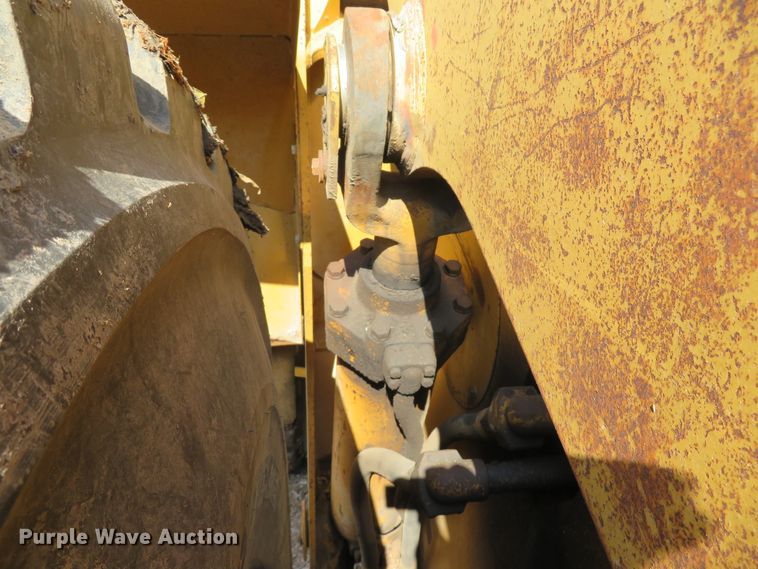 image for item FP9435 1987 Komatsu WA500-1L  wheel loader