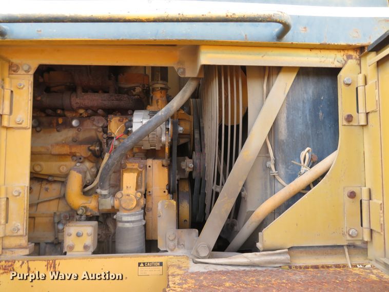 image for item FP9435 1987 Komatsu WA500-1L  wheel loader