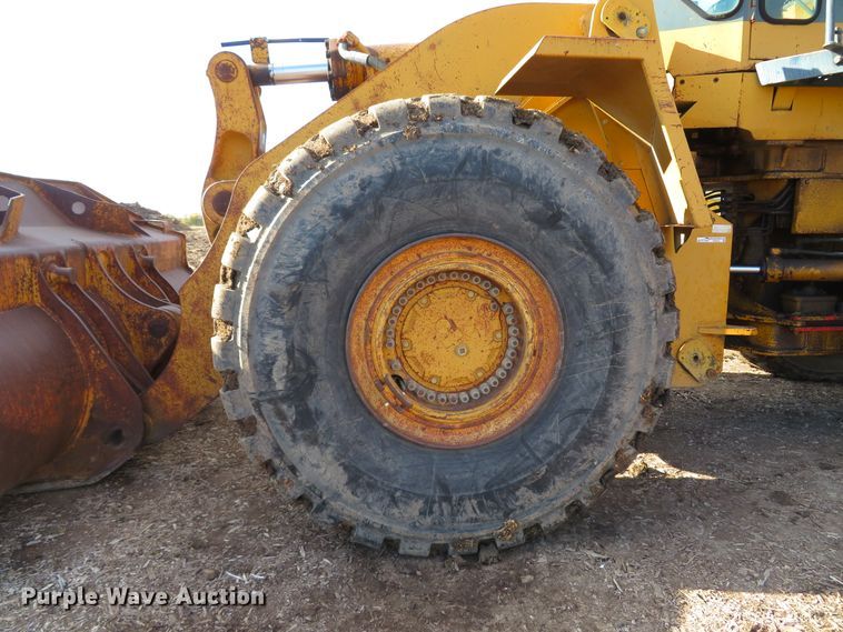 image for item FP9435 1987 Komatsu WA500-1L  wheel loader