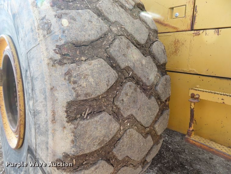 image for item FP9435 1987 Komatsu WA500-1L  wheel loader
