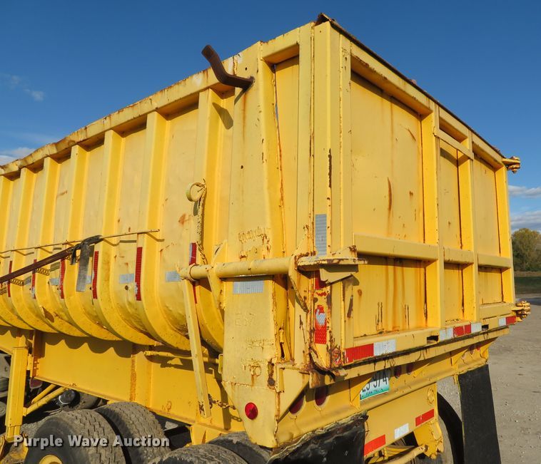 image for item FP9437 1973 Fruehauf ND-DB5-24  end dump trailer