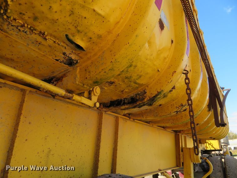 image for item FP9437 1973 Fruehauf ND-DB5-24  end dump trailer