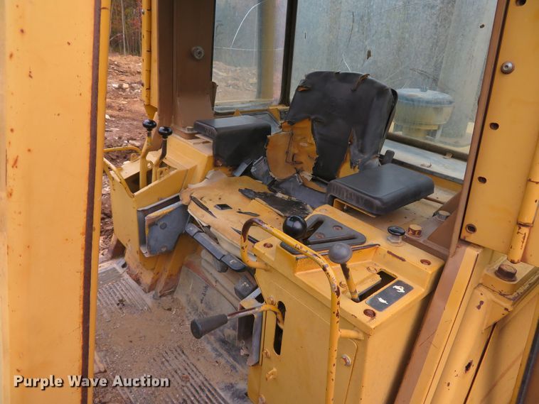 image for item FP9441 1994 Caterpillar 953B  track loader