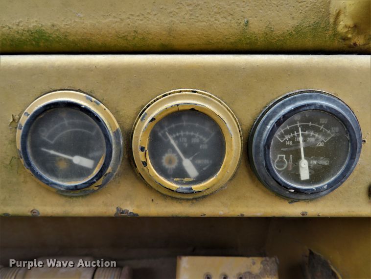 image for item FP9441 1994 Caterpillar 953B  track loader