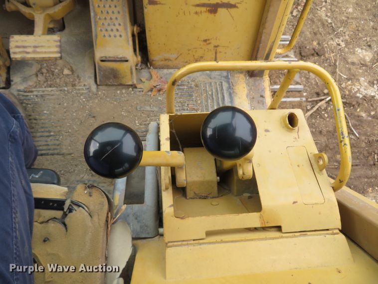 image for item FP9441 1994 Caterpillar 953B  track loader