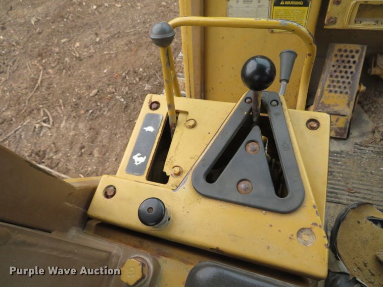 image for item FP9441 1994 Caterpillar 953B  track loader