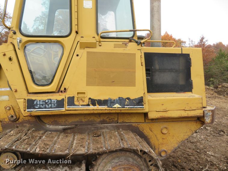image for item FP9441 1994 Caterpillar 953B  track loader