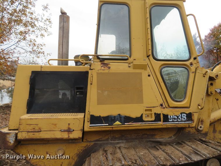 image for item FP9441 1994 Caterpillar 953B  track loader