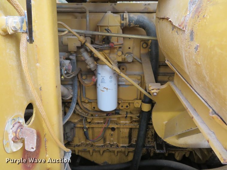 image for item FP9441 1994 Caterpillar 953B  track loader
