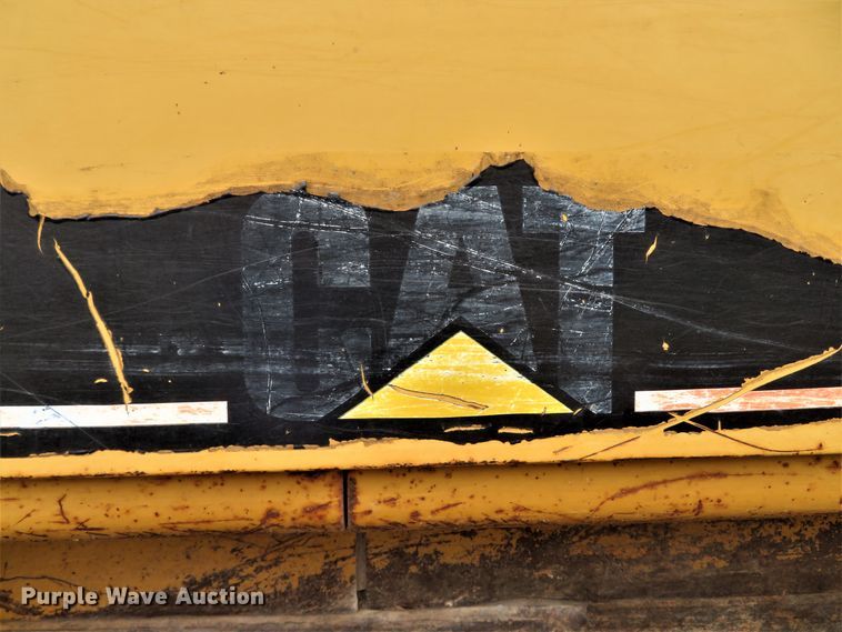 image for item FP9441 1994 Caterpillar 953B  track loader