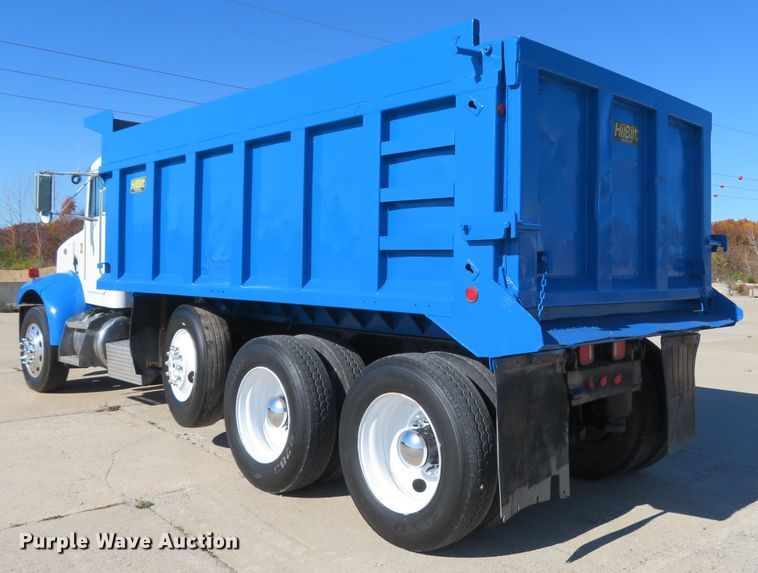 image for item FP9445 1999 Peterbilt 330  dump truck