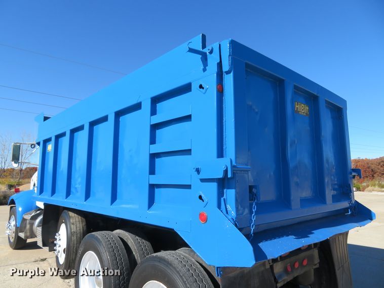 image for item FP9445 1999 Peterbilt 330  dump truck