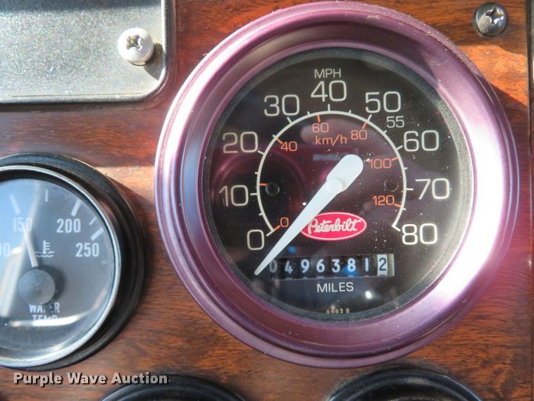 image for item FP9445 1999 Peterbilt 330  dump truck