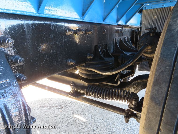 image for item FP9445 1999 Peterbilt 330  dump truck