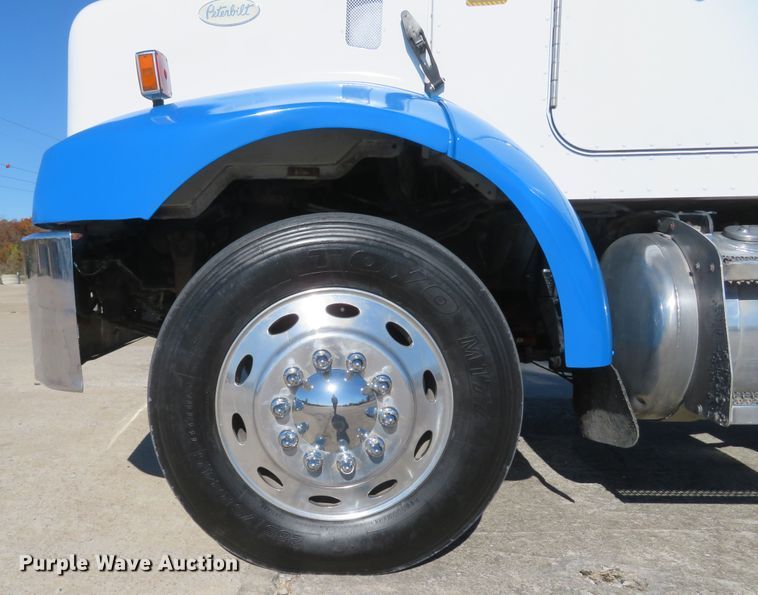 image for item FP9445 1999 Peterbilt 330  dump truck