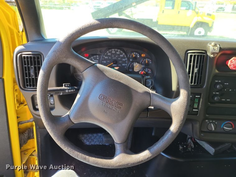 image for item GO9482 2008 GMC C7500  Crew Cab dump truck