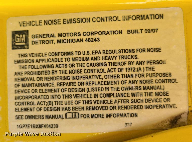 image for item GO9482 2008 GMC C7500  Crew Cab dump truck