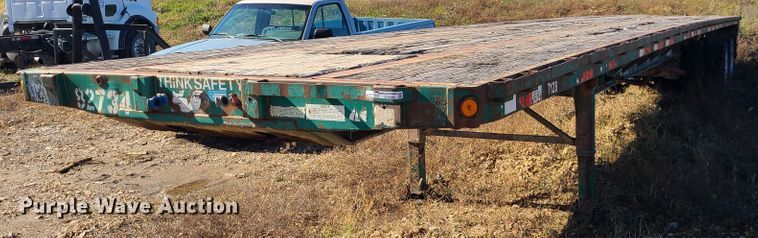 image for item GO9498 1998 Fontaine  flatbed trailer
