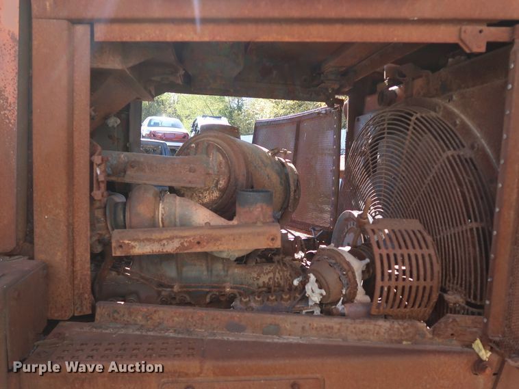 image for item HK9745 1988 Caterpillar D6H  dozer