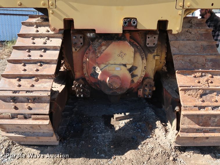 image for item HK9745 1988 Caterpillar D6H  dozer