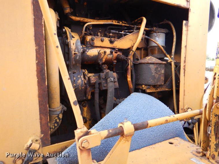 image for item HT9486 1988 Ingram 9-2800-PA  pneumatic roller